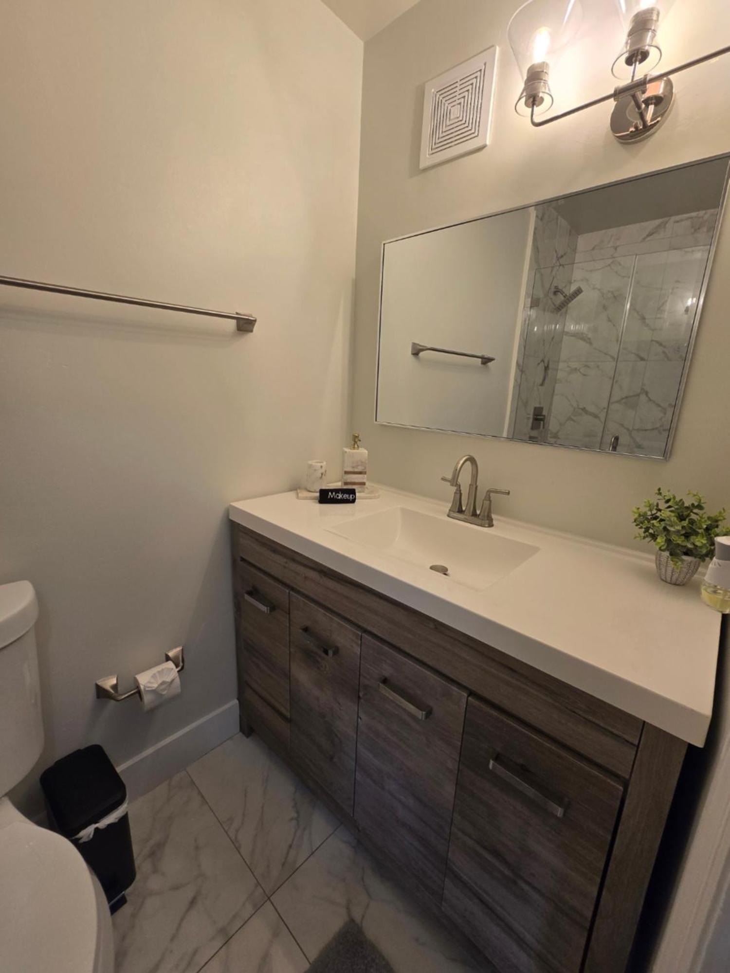 Apartamento Luxurious & Spacious Townhouse In Prime Location