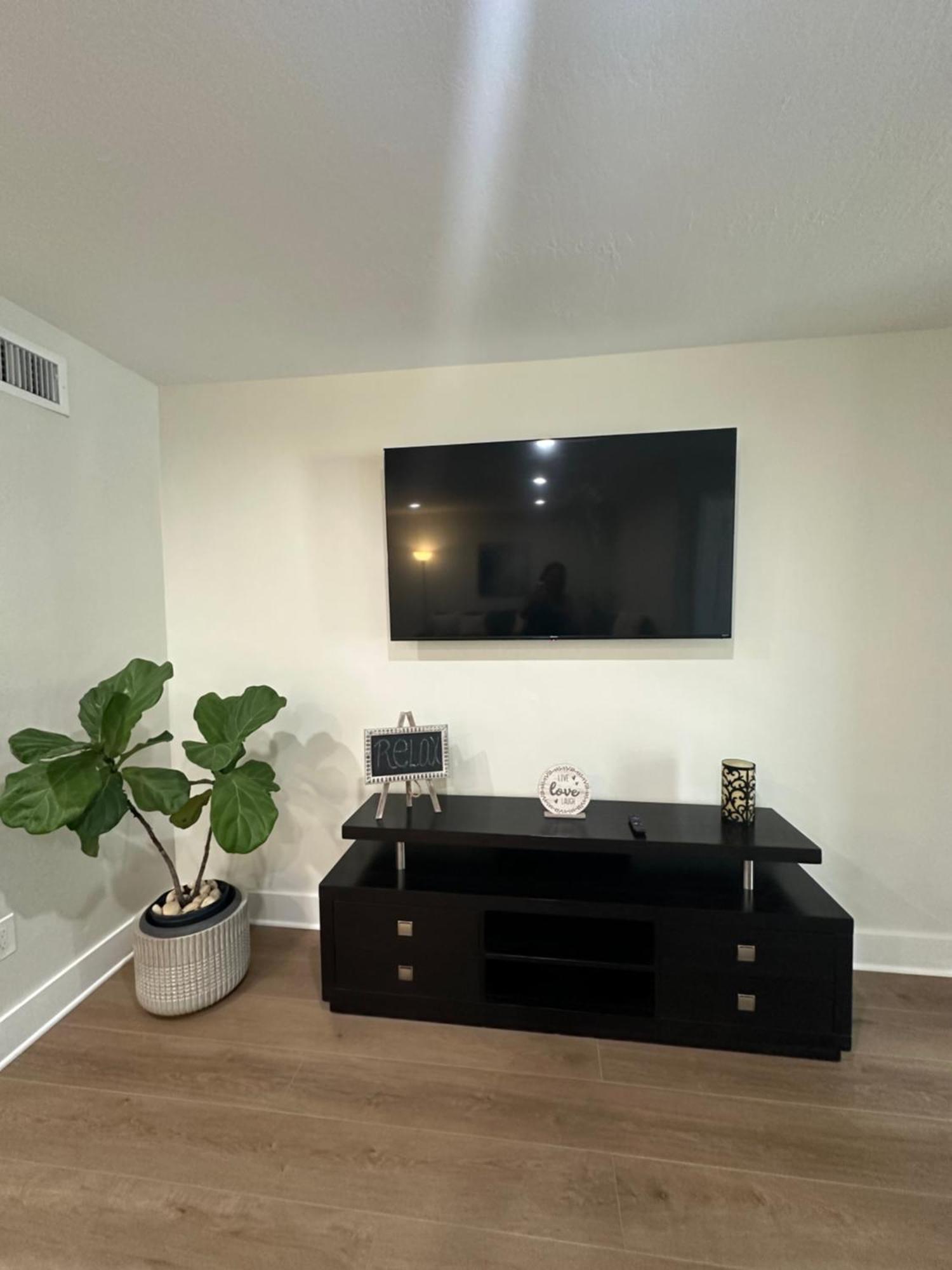 Apartamento Luxurious & Spacious Townhouse In Prime Location *